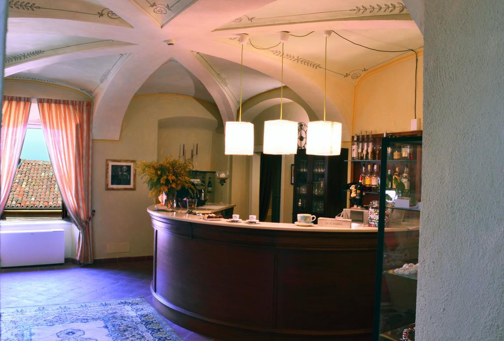 La Foresteria Del Castello - Wellness Hotel In Dimora Storica Castell'Alfero Экстерьер фото
