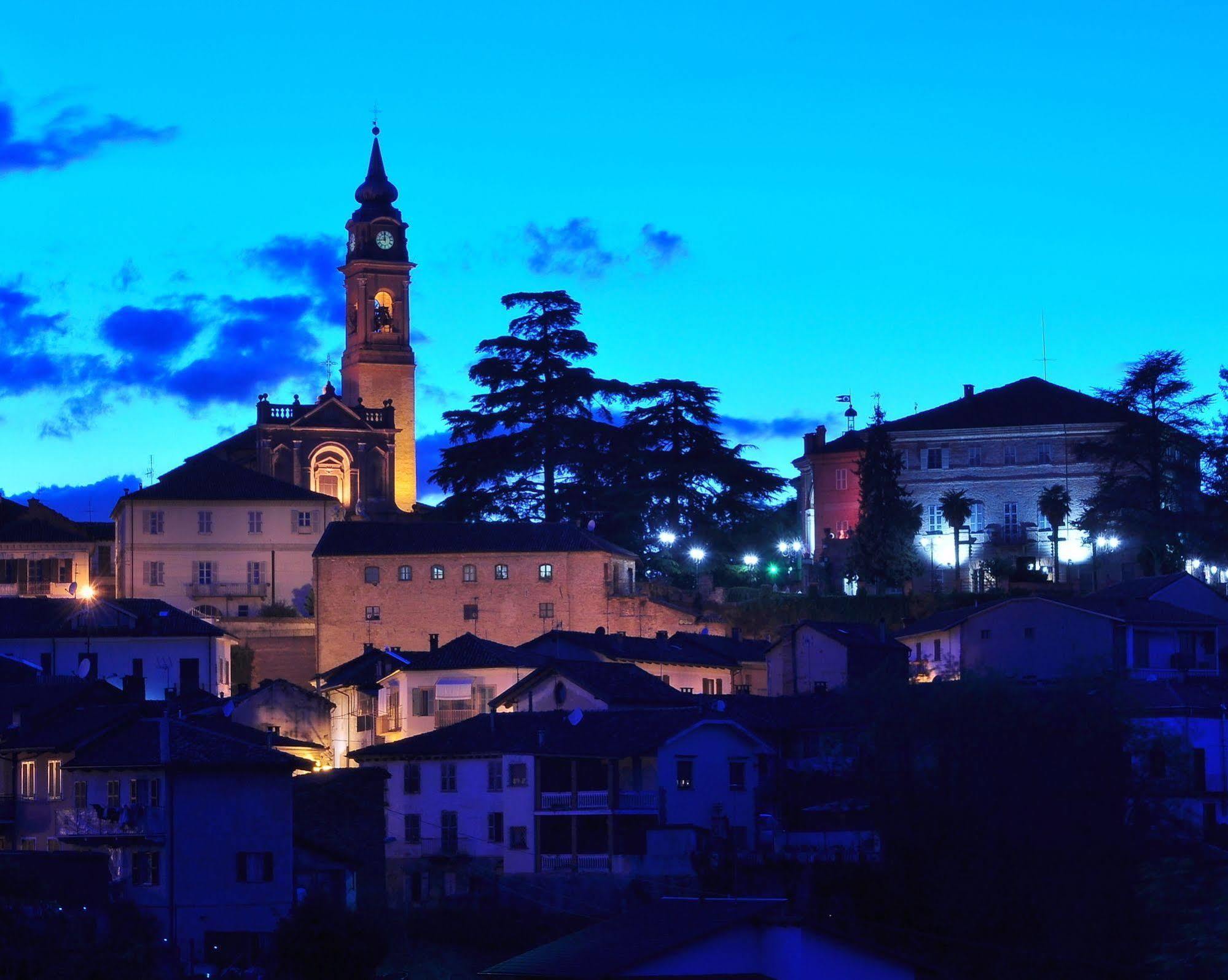 La Foresteria Del Castello - Wellness Hotel In Dimora Storica Castell'Alfero Экстерьер фото