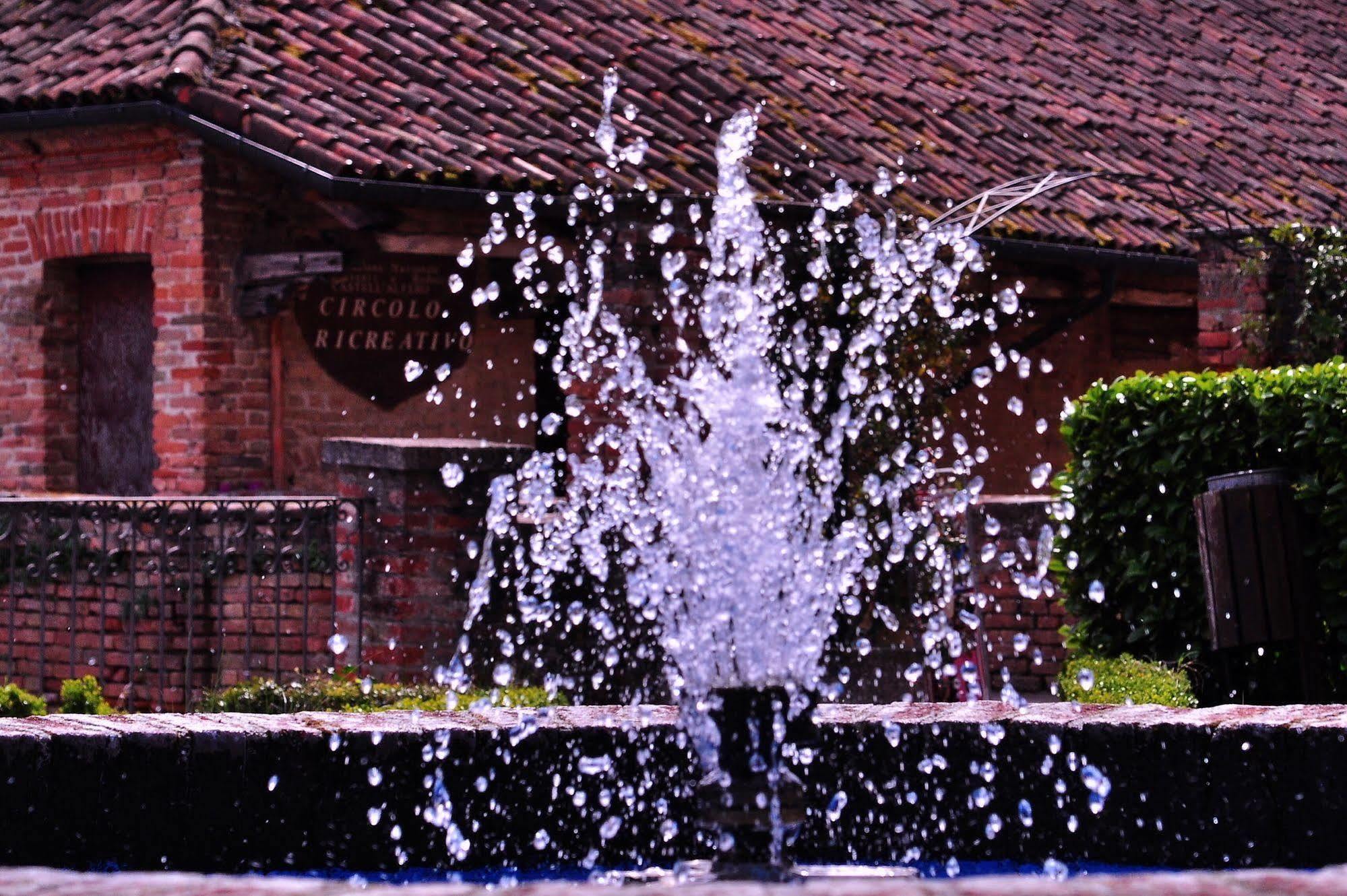 La Foresteria Del Castello - Wellness Hotel In Dimora Storica Castell'Alfero Экстерьер фото